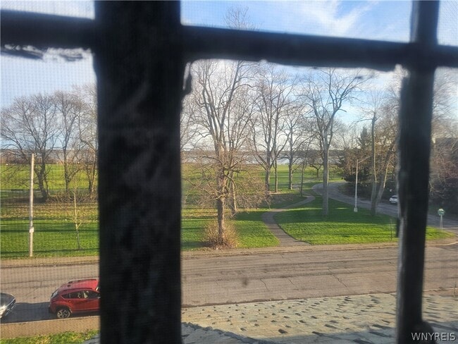 Building Photo - 714 Buffalo Ave