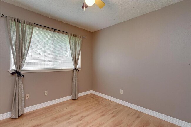 Building Photo - 13411 Bridgewalk Ln
