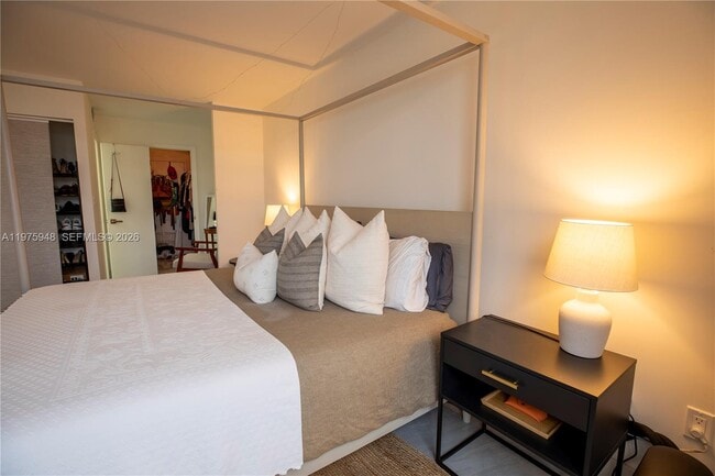 Building Photo - 2750 NE 183rd St