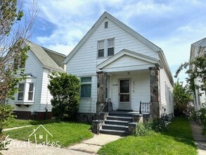 Building Photo - 2716 Belmont St