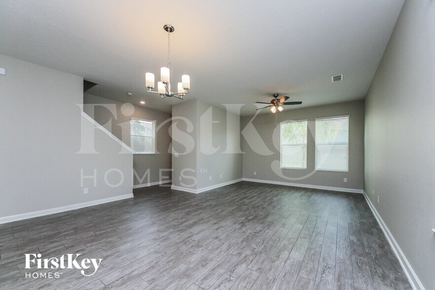 Building Photo - 11073 Folklore St