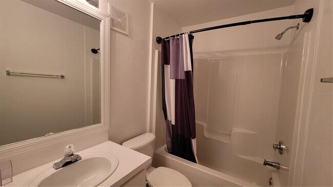 Building Photo - 4000 SW 23rd St