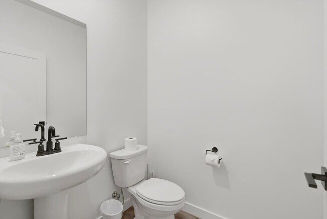 Building Photo - 1706 Ripple Rock Dr