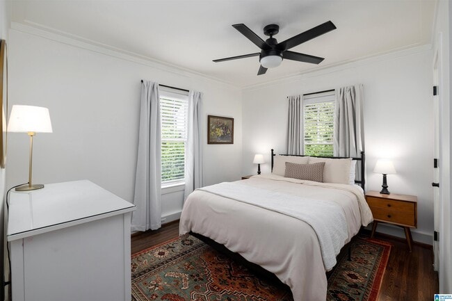 Building Photo - 1305 31st St S