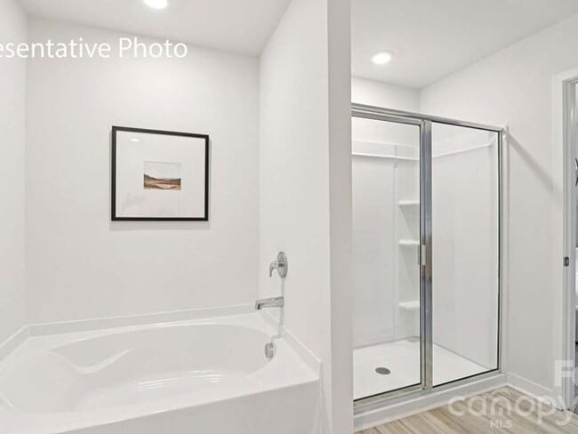 Building Photo - 676 13th Ave Dr NE