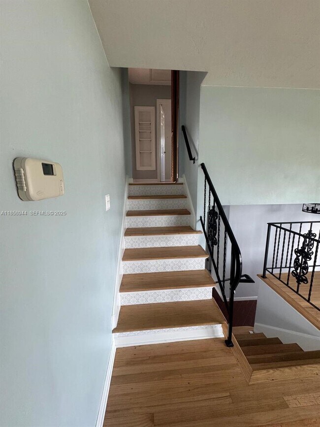 Building Photo - 141 NW 72nd Way