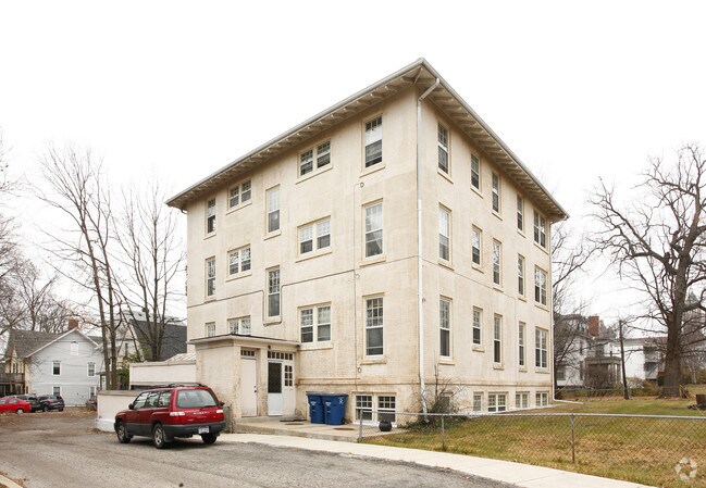 Building Photo - 505 N Division St