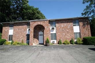 Building Photo - 16 A St