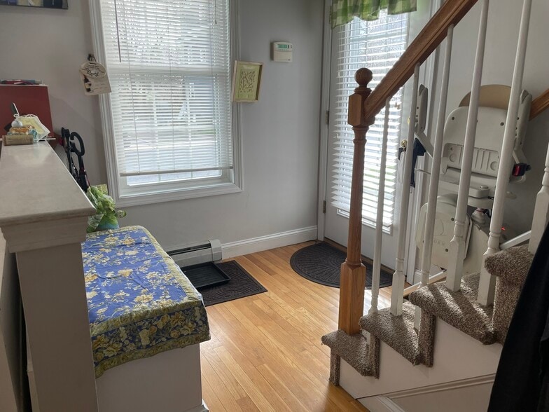 Building Photo - 19 Lafayette Rd