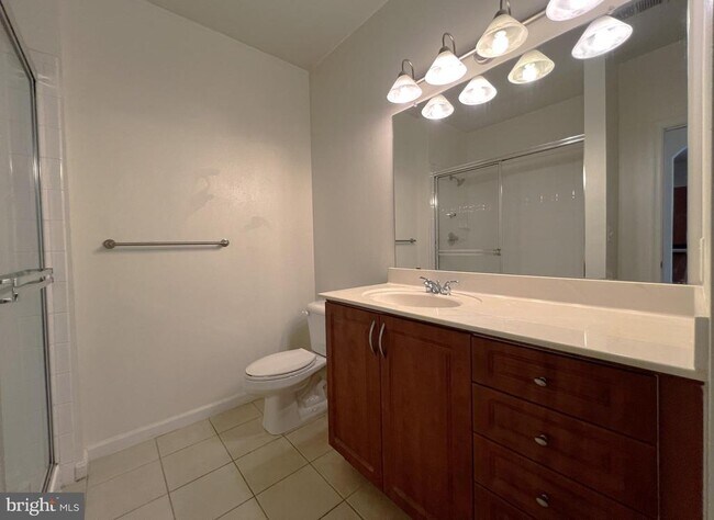 Building Photo - 12953 Centre Park Cir