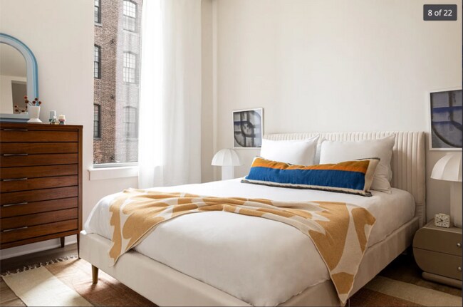 Building Photo - 1835 E Boston St