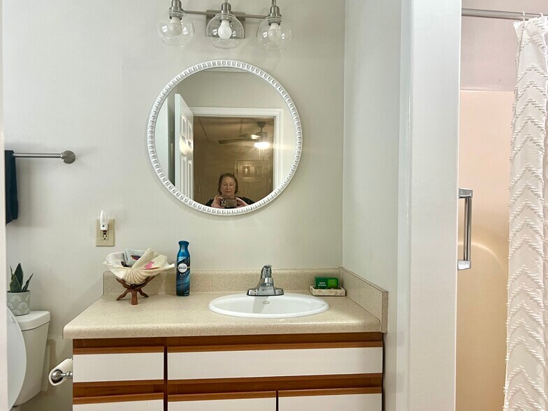 Building Photo - 301 Butler Ave