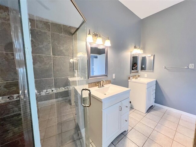 Building Photo - 4403 Waterfall Way