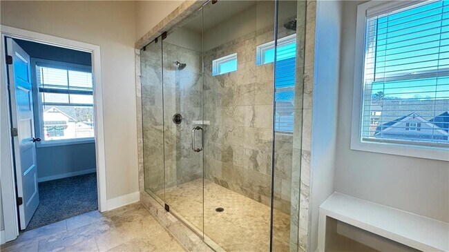 Building Photo - 5401 Bancroft Ln