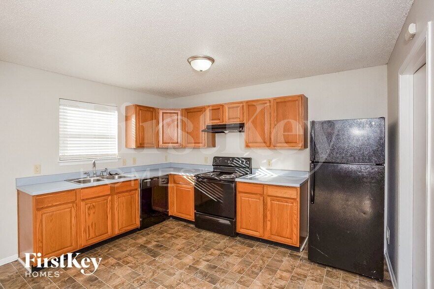 Building Photo - 9447 W Constellation Dr