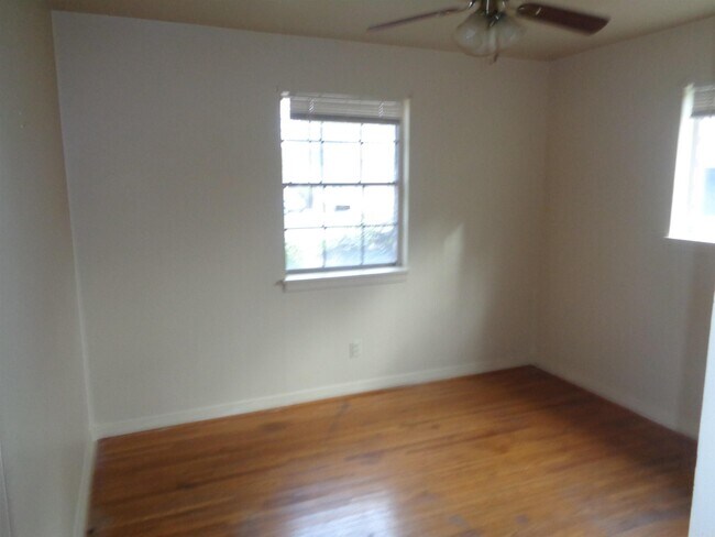 Building Photo - 9209 Clover Hl Rd