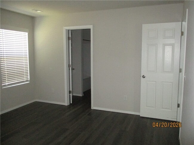 Building Photo - 904 S Excelsior Dr