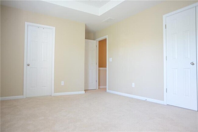 Building Photo - 5228 Wellsley Bend