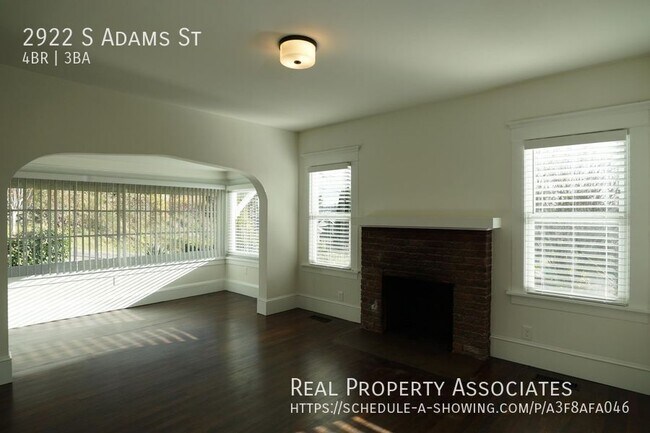 Building Photo - 2922 S Adams St