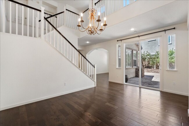 Building Photo - 957 Antiquity Dr