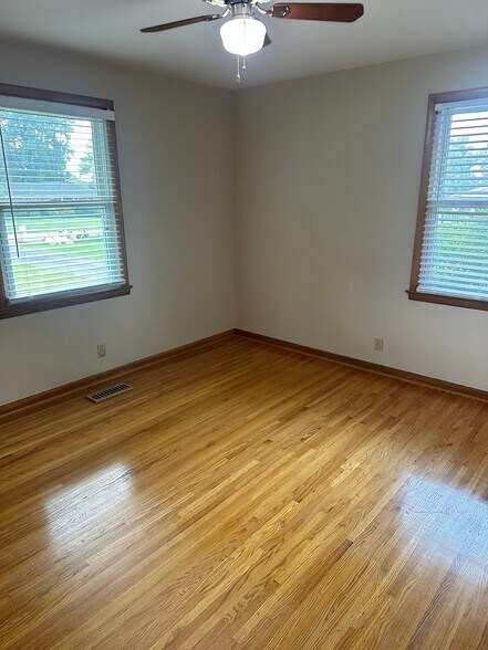 Building Photo - 2916 Windemere Cir