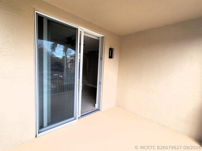 Building Photo - 6418 Emerald Dunes Dr