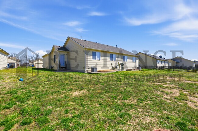 Building Photo - 9922 E Kinkaid Cir