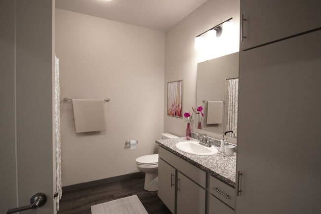 Interior Photo - Urban West