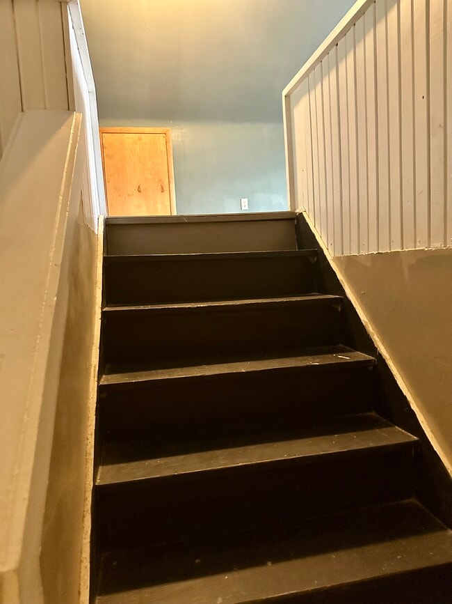 Building Photo - 265 Wildwood Ave