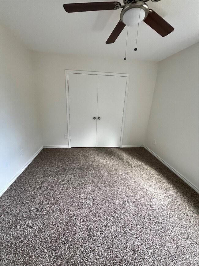 Building Photo - 9802 Morrisville Ct