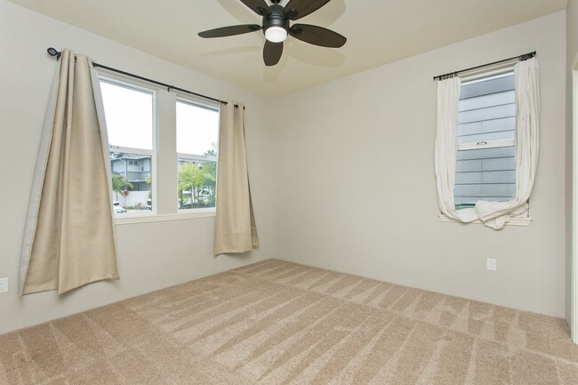 Building Photo - 4Bd-3Ba home on 16th fairway of the Coral ...