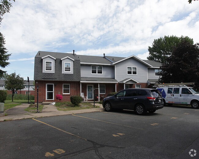 Shaker Heights Apartments 276 Old Loudon Rd Latham NY 12110