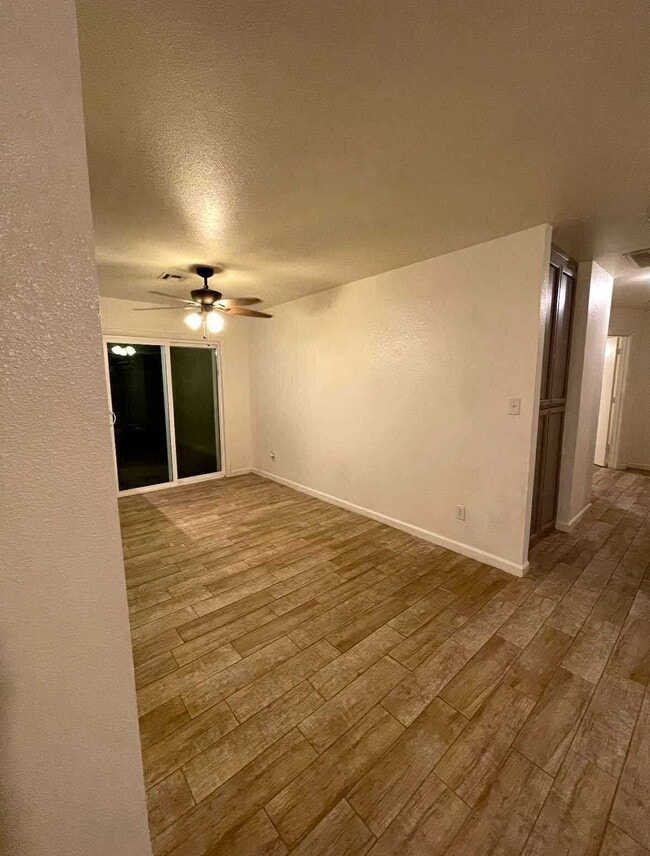 Building Photo - 8960 E 38th Ln