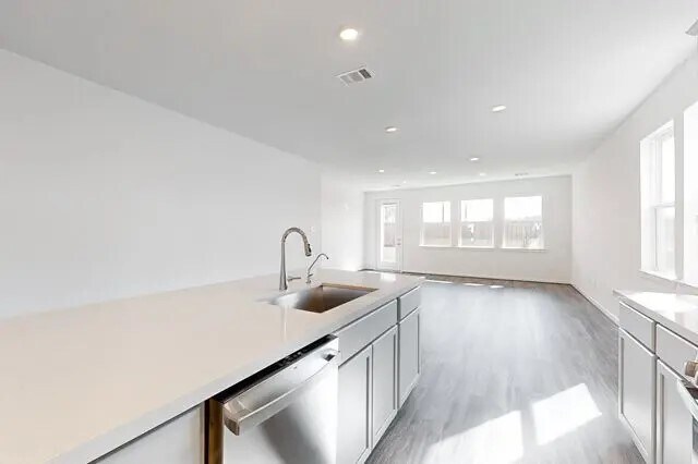 Building Photo - 21611 Shadowbrook Birch Dr