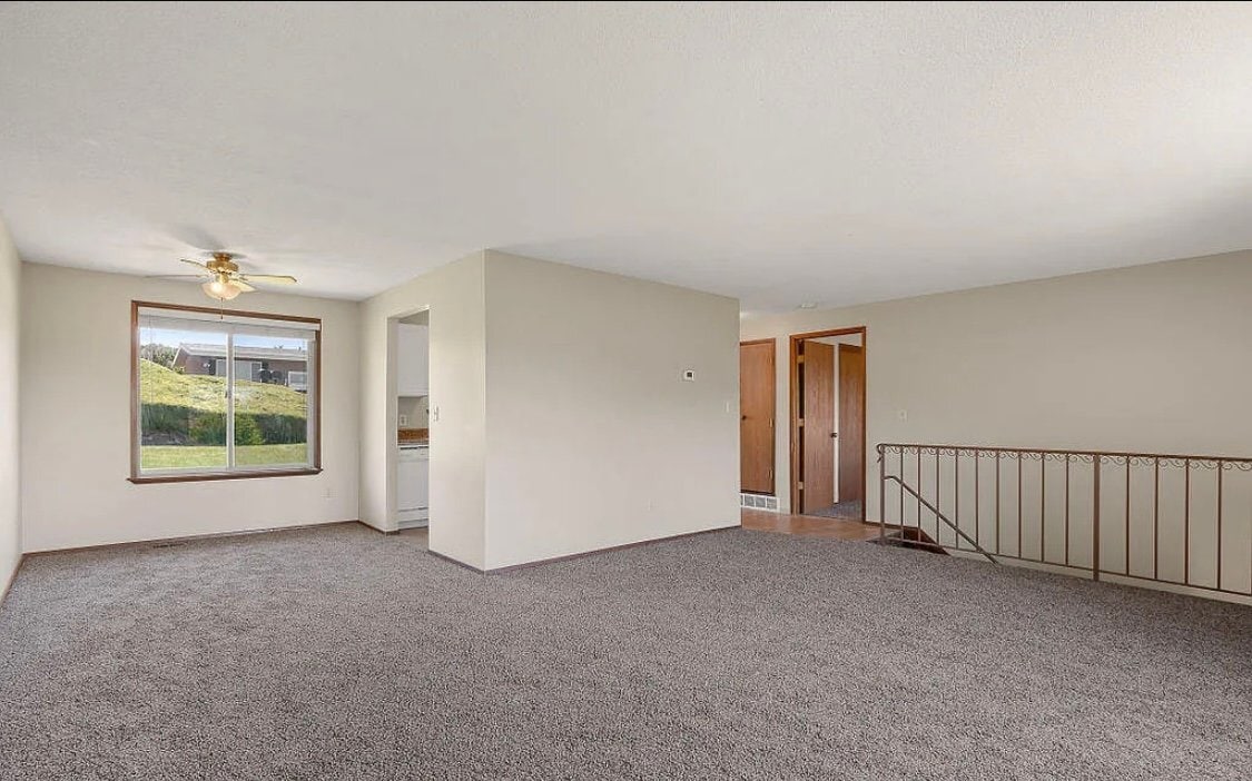 Building Photo - 206 N 72nd Ave