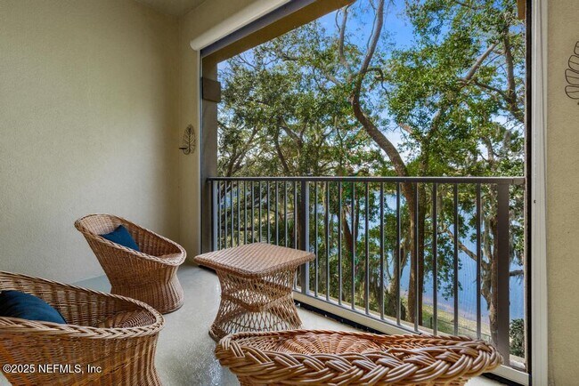 Building Photo - 4300 S Beach Pkwy