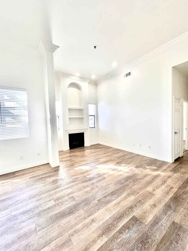 Building Photo - VIA