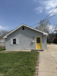 Building Photo - 3841 54th St