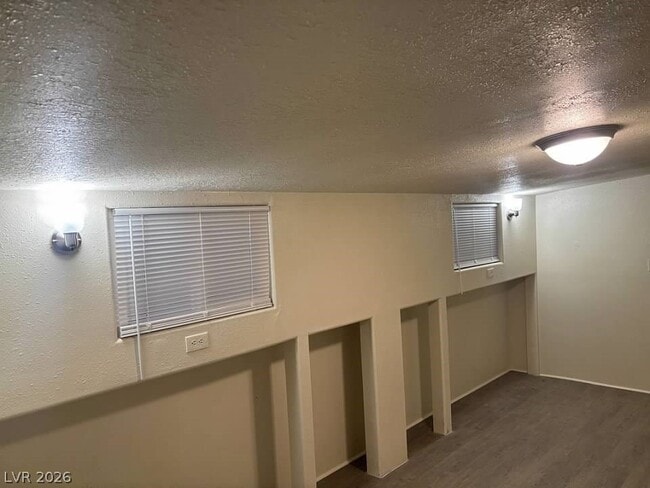 Building Photo - 5051 Sitka Ln
