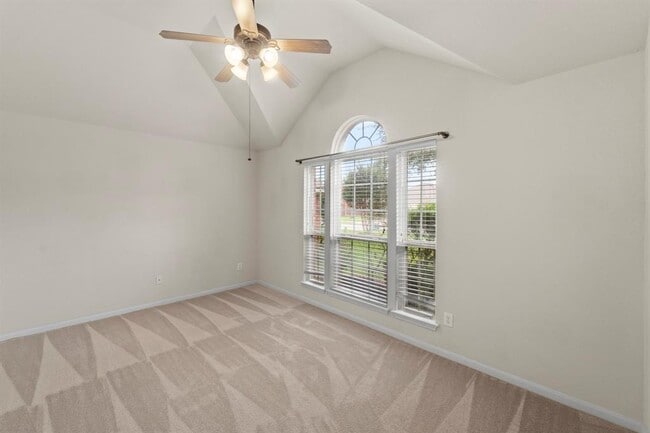 Building Photo - 9518 Denfield Ln