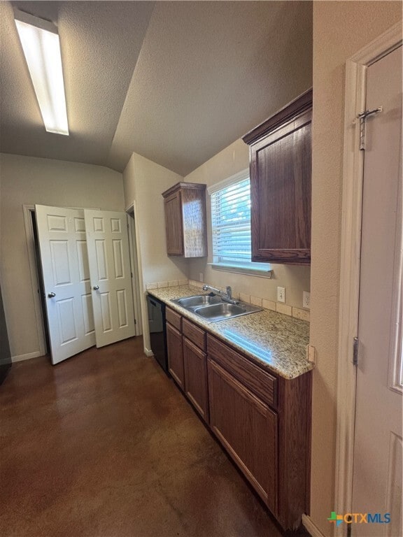 Building Photo - 1523 Aztec Trce