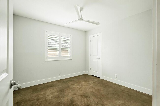 Building Photo - 2513 Broken Oak Dr