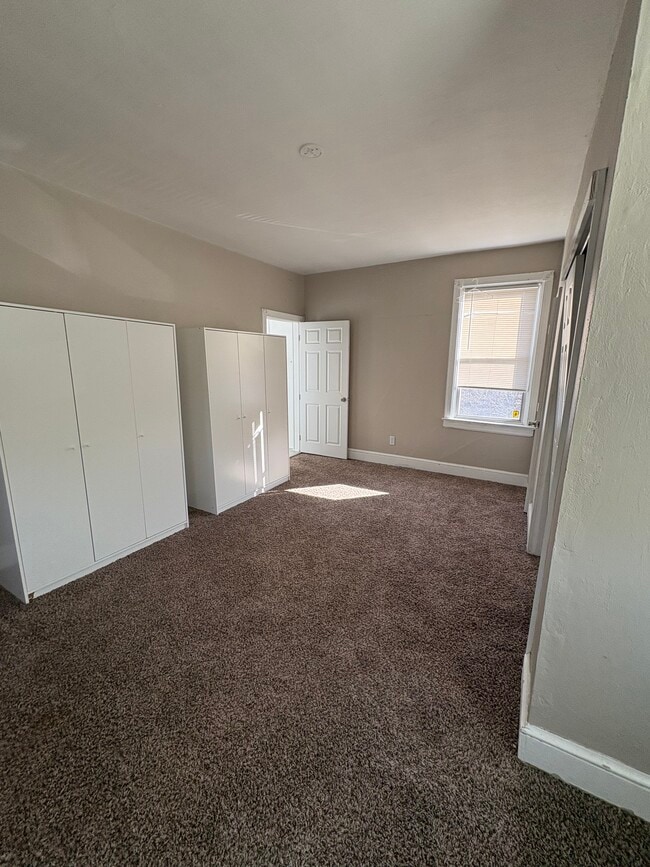 Building Photo - 499 Delaware Ave