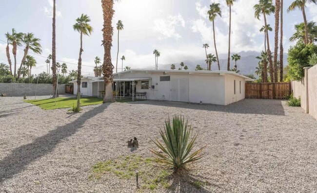 Building Photo - 280 N Monterey Rd