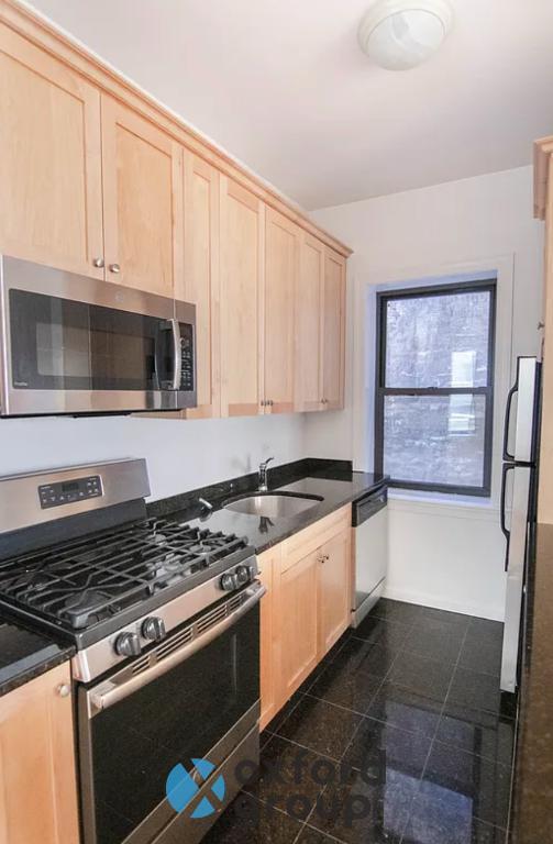 Building Photo - 0 bedroom in New York NY 10013