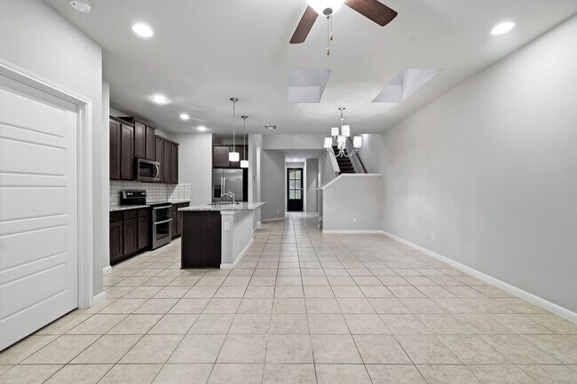Building Photo - Cul-de-Sac Home with Expansive Greenbelt Views