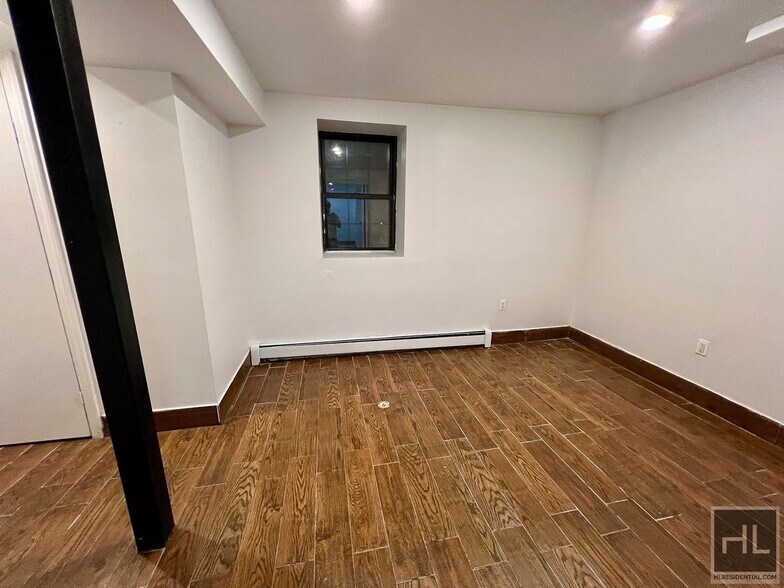 Building Photo - 789 Greene Ave