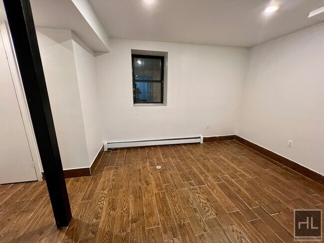 Building Photo - GREENE AVENUE