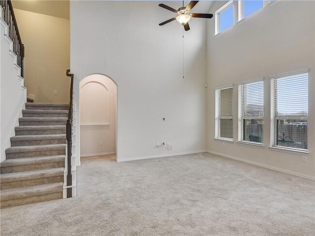 Building Photo - 500 Cardenas Ln