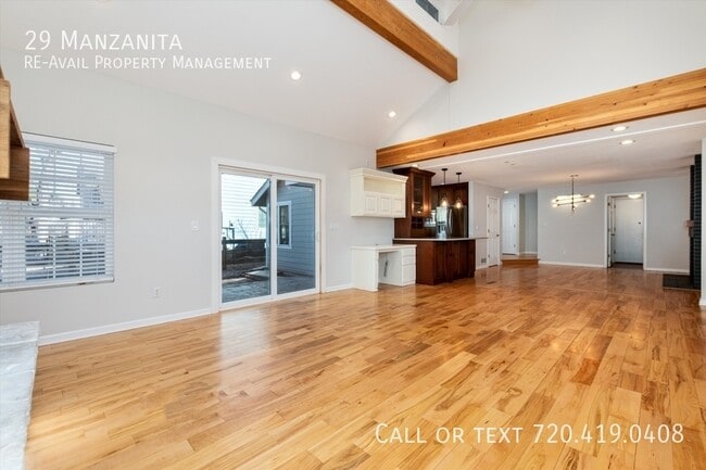 Building Photo - 29 Manzanita-